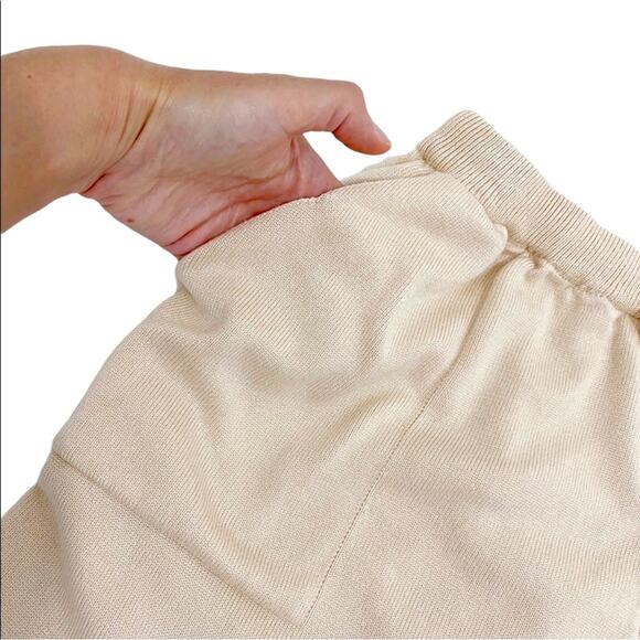 Pink Knit Women’s Drawstring Waist Sleep Shorts, Size Large - Picture 4 of 7